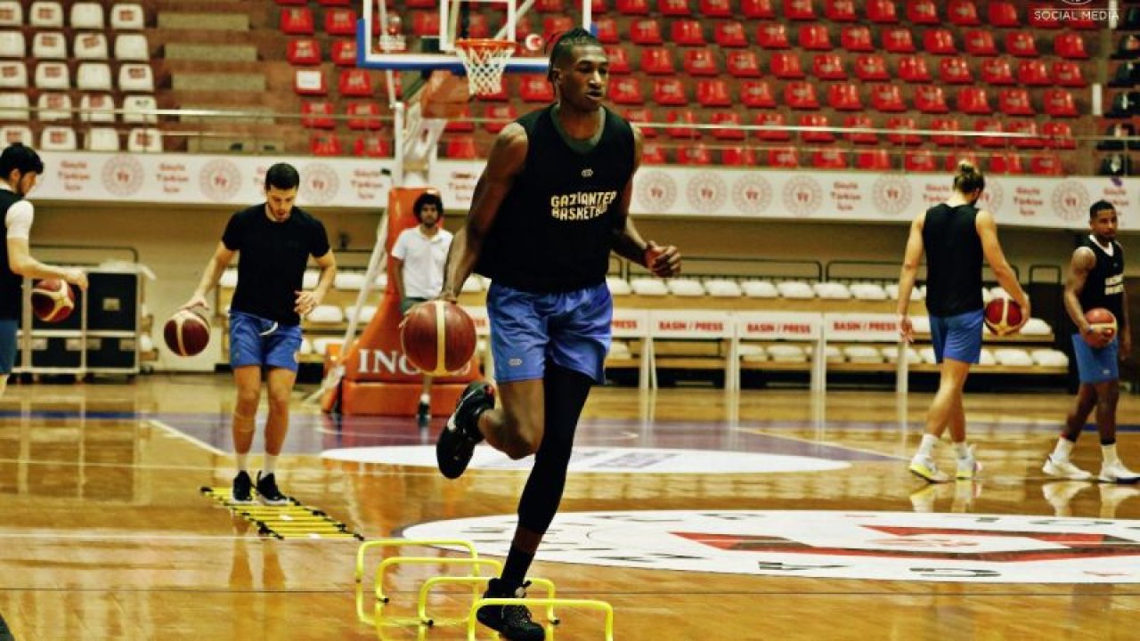 Basketbolda hasret bitiyor