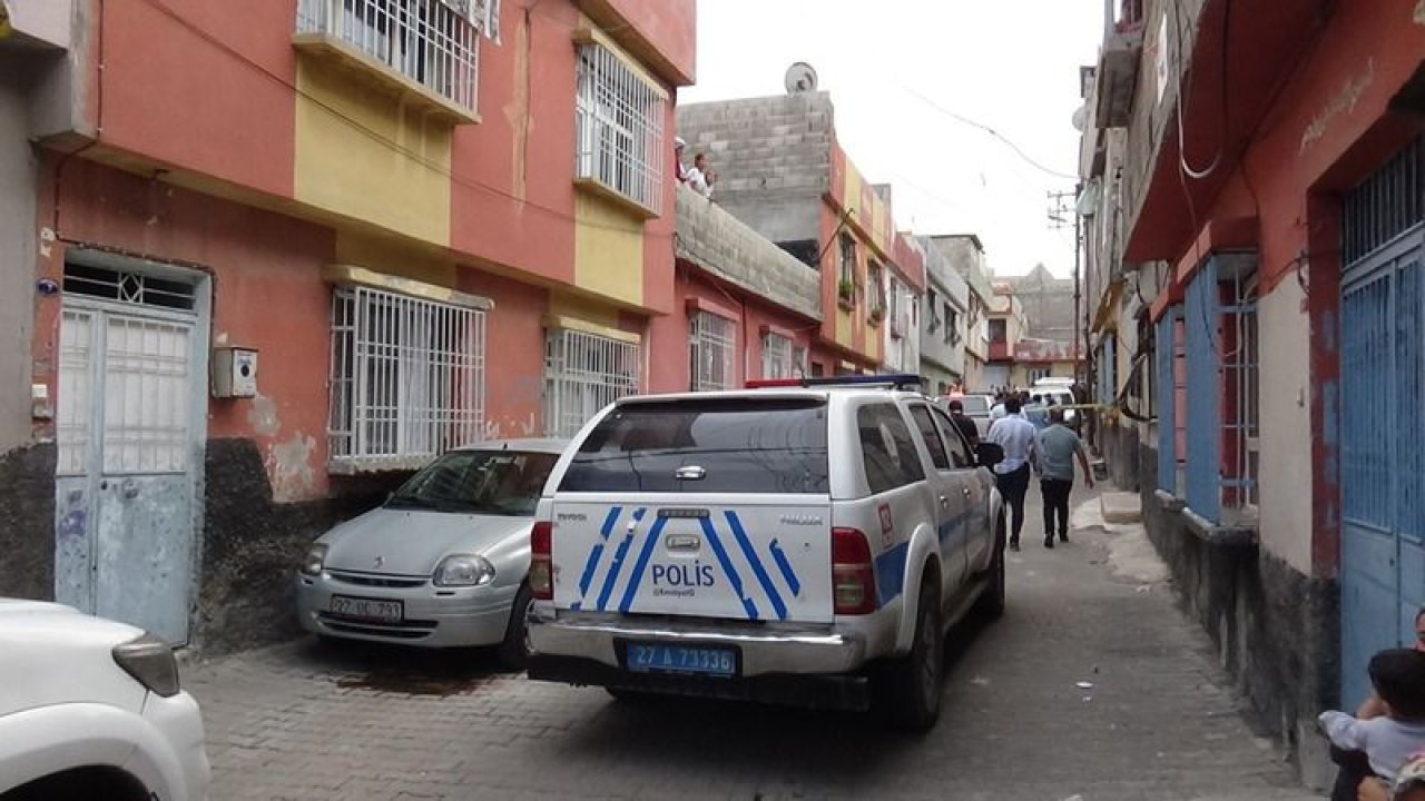 Son Dakika:Video Haber…Gaziantep'te dayı ve yeğenin silahlı kavgasında kan aktı: 1 yaralı
