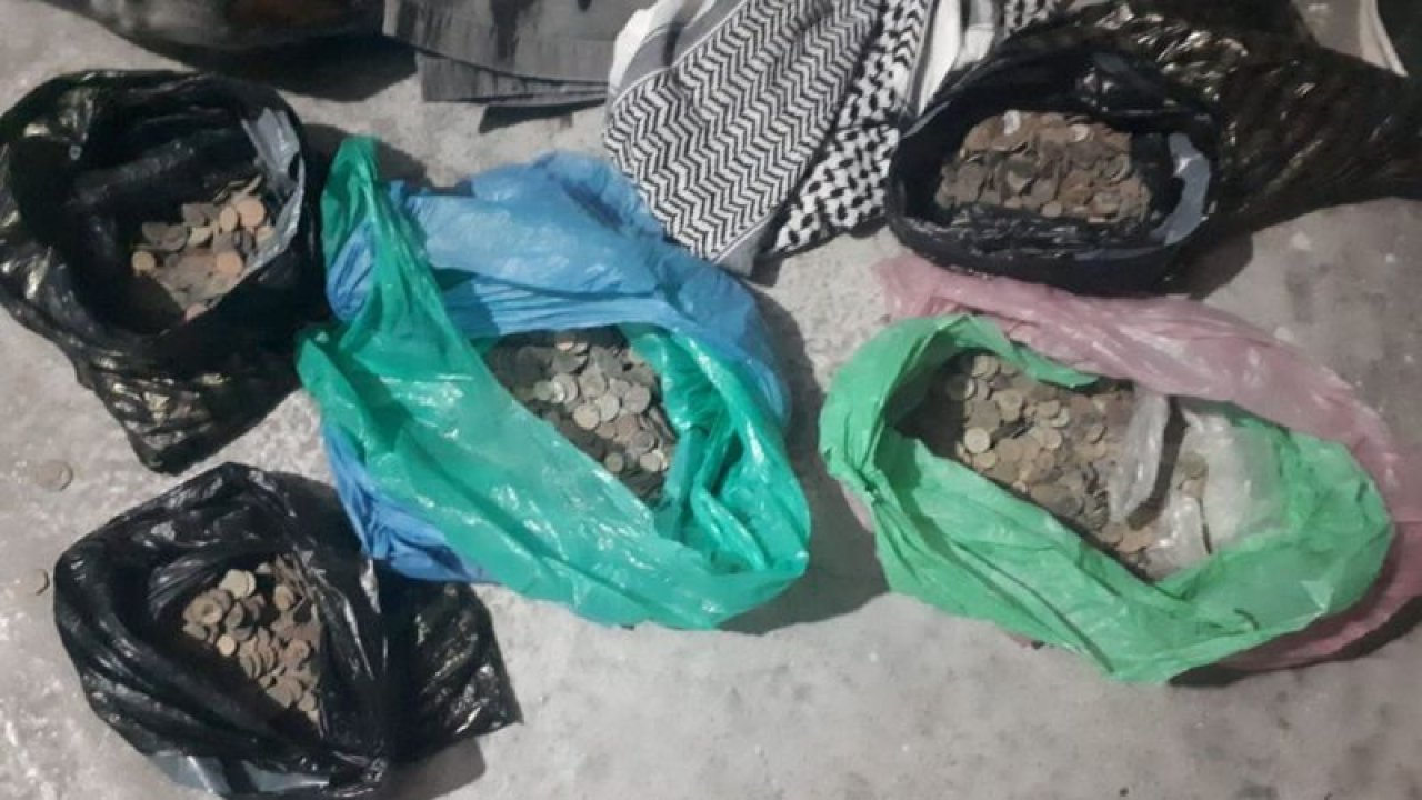 Son Dakika: Şanlıurfa’da dev kaçakçılık operasyonu! 8 bin Sikke ve  birçok tarihi eser ele geçirildi