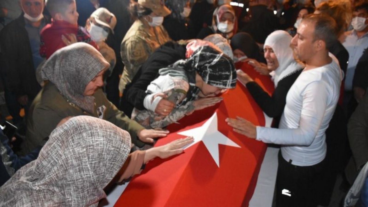 Son Dakika: Video Haber Şehitler İçin Operasyon Başladı! Bingöl'de terör saldırısında şehit olan işçiler son yolculuğuna uğurlandı