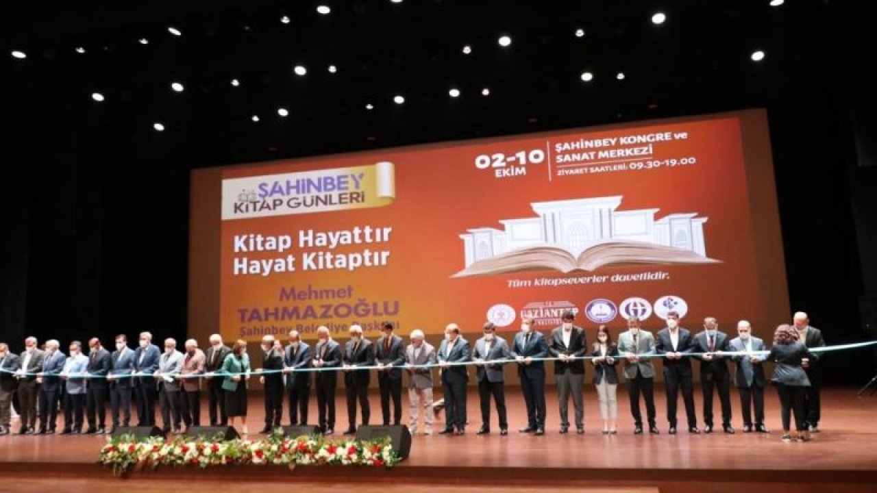 Şahinbey’den 50 bin öğrenciye kitap jesti