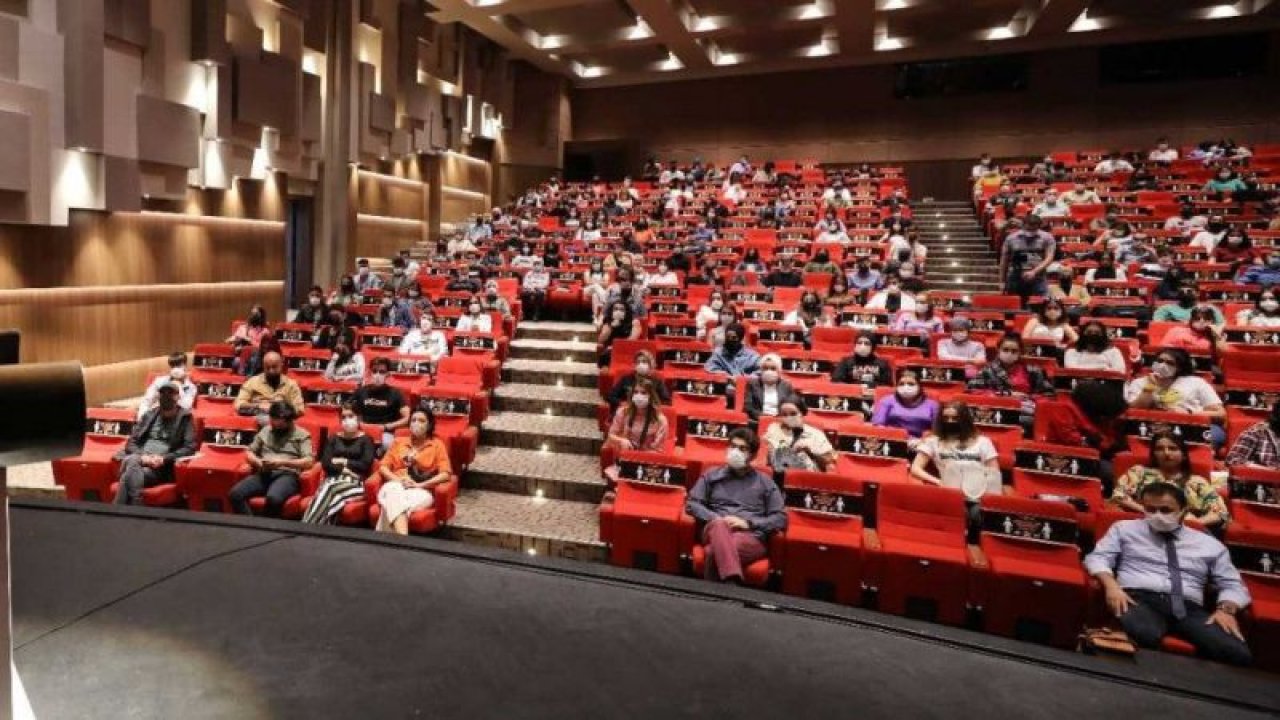 Genç iletişimcilere oryantasyon eğitimi