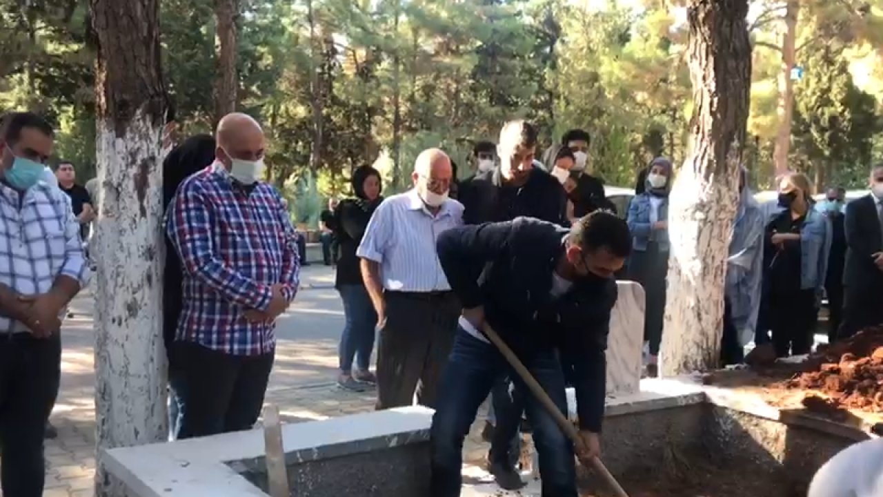 Gaziantep İpek Özharat’a ağlıyor