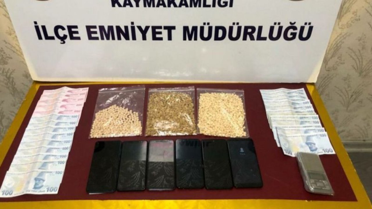 Gaziantep’te 2 bin 303 captagon hap ele geçirildi
