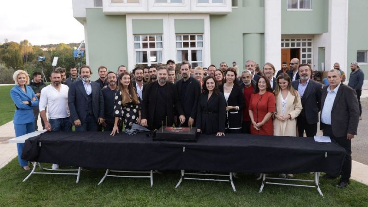 Foto Haber: Eşkiya Dünyaya Hükümdar Olmaz 200. bölüme özel kutlama yaptı