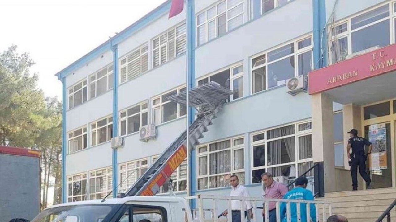 Araban Hükümet Konağı boşaltılıyor