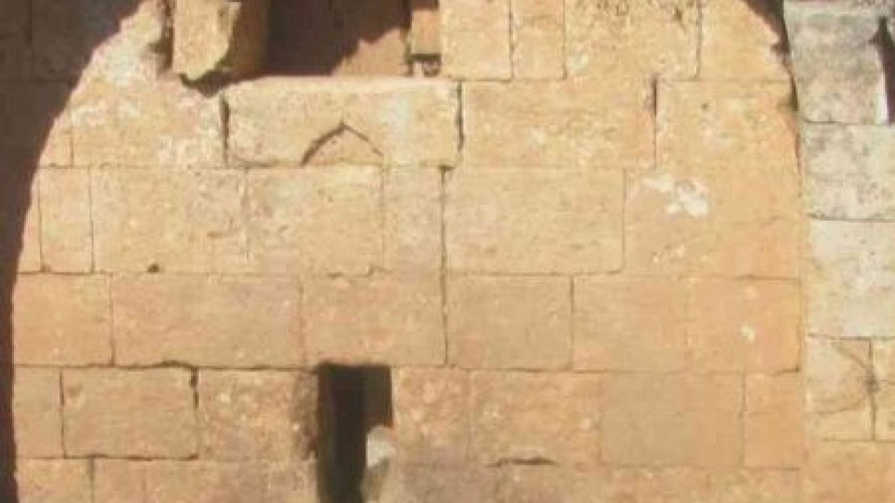 Gaziantep'te  Hazine Avcıları Resmen Talan Etmişti! Tarihi Kirtiş çeşmeleri ilgi bekliyor