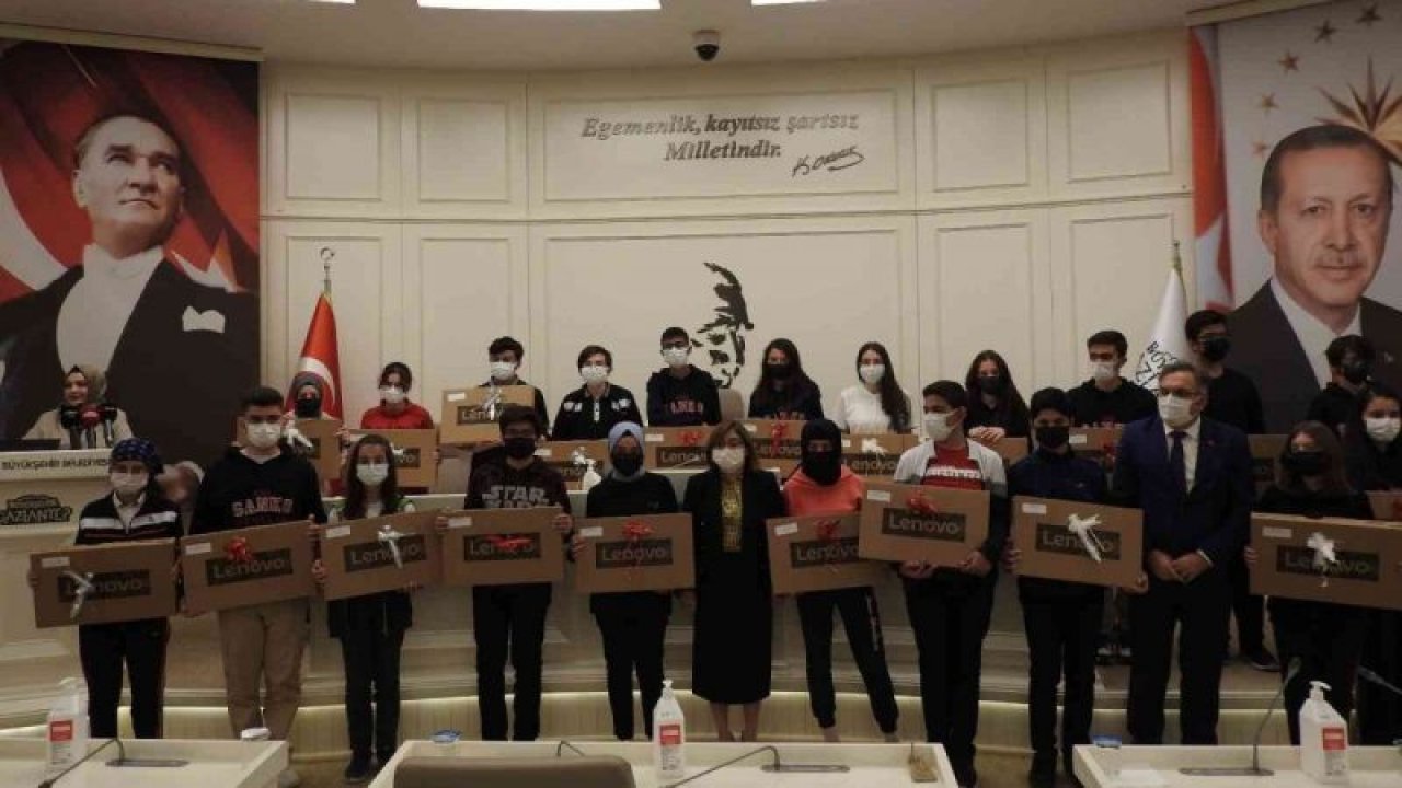 LGS’de ilk 50’ye giren öğrencilere hediye