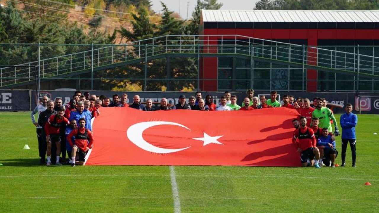 Yaşasın Cumhuriyet..
