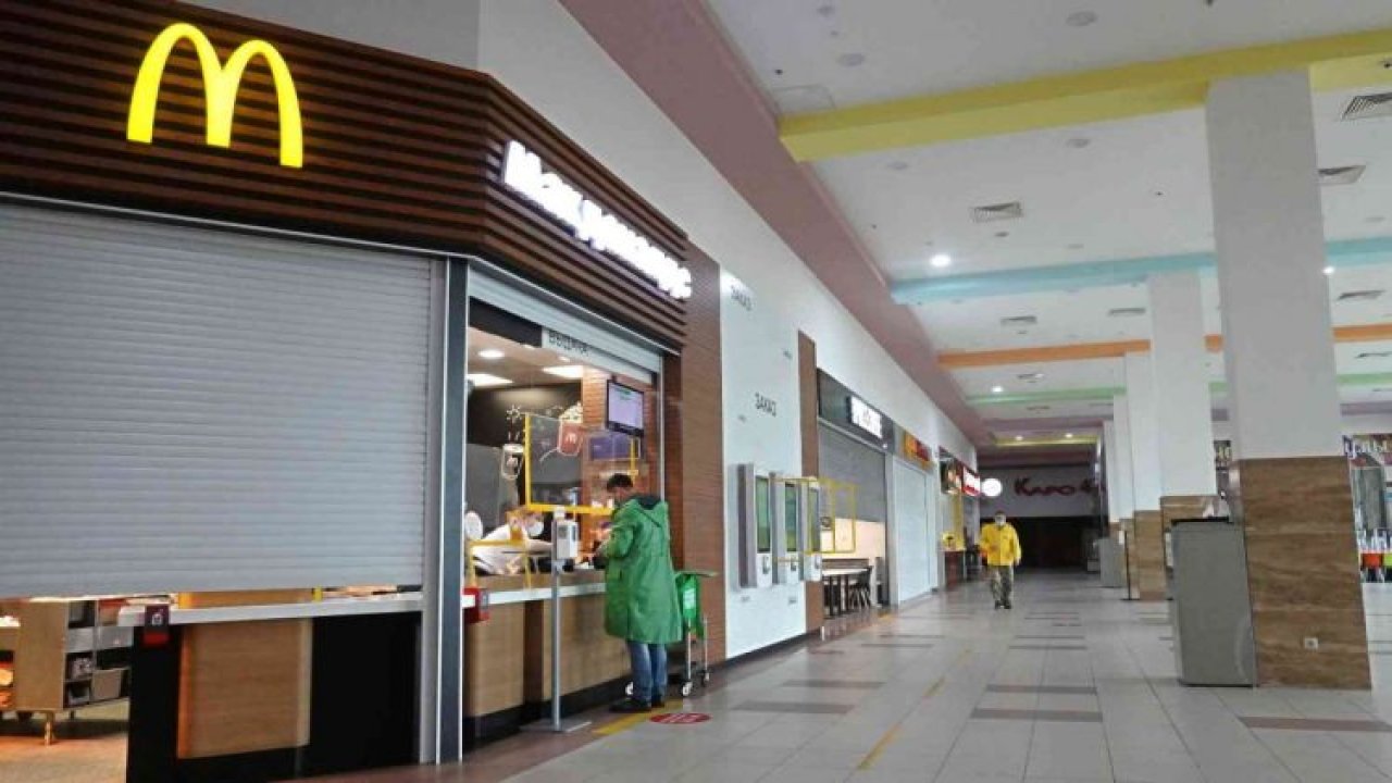 Moskova’da korona virüs nedeniyle 11 günlük kısmi kapanma başladı