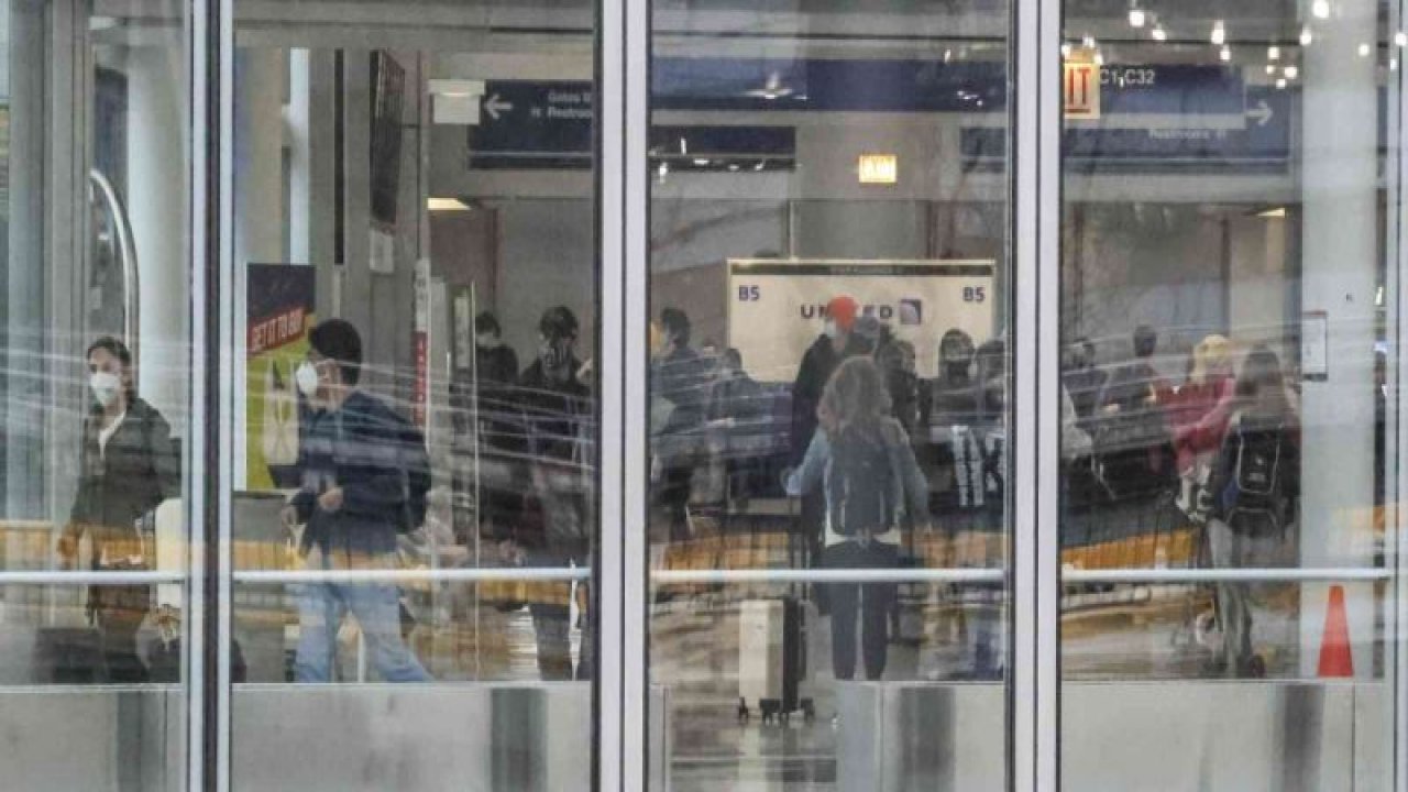 Havalimanında gizlice 3 ay yaşayan Hintli izinsiz giriş suçundan beraat etti