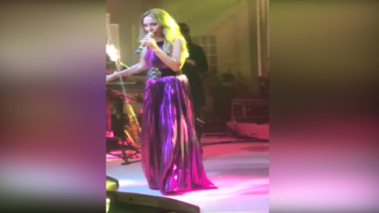 Video Haber: Ünlü Pop Sanatçısı Ziynet Sali, Antebin Hamamları Türküsünü Zor Söyledi