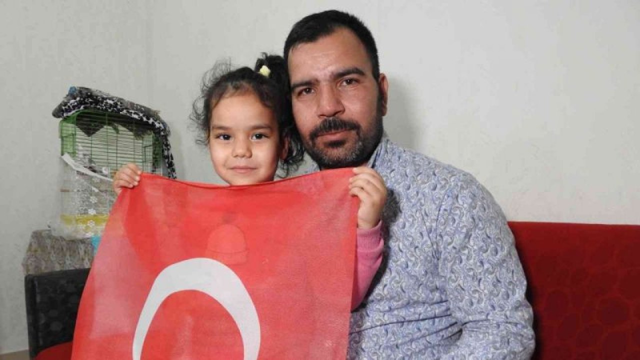 Gaziantep’te bayrak sevgisi kameraya yansıyan kız konuştu