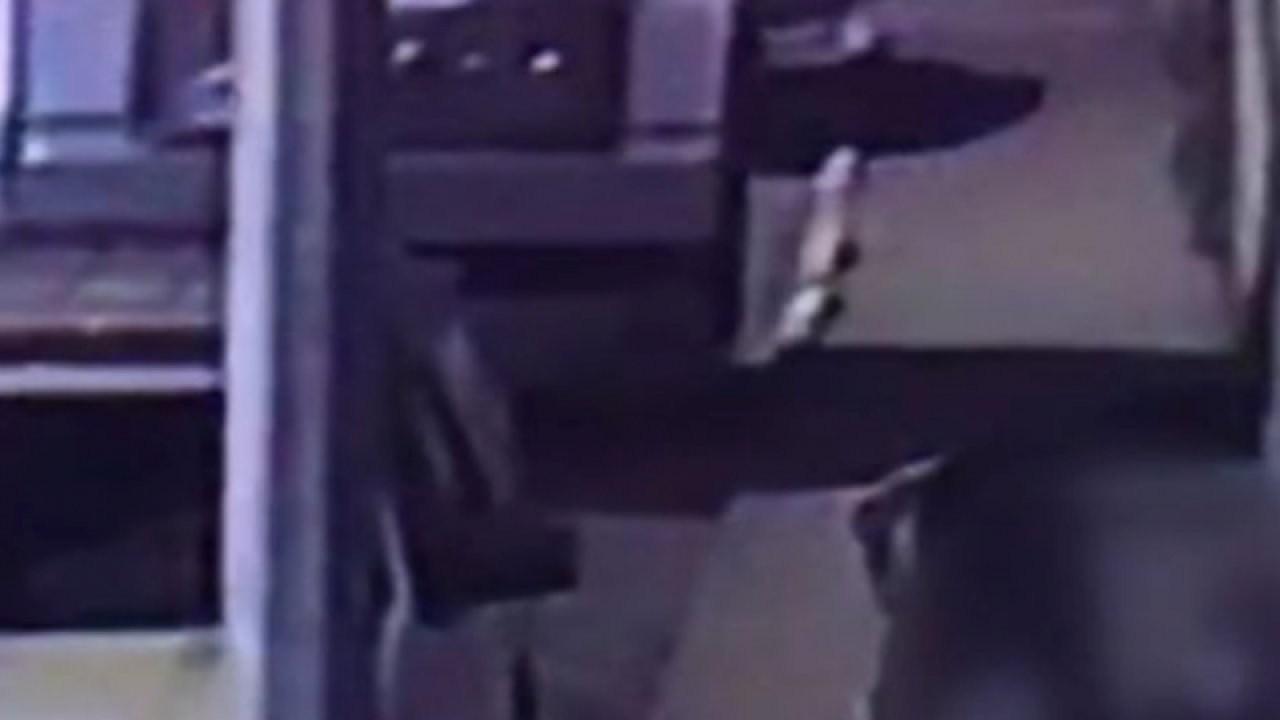 Son dakika haberler... Mimar Başak Cengiz'in öldürüldüğü kılıçlı saldırı, kameralara yansıdı