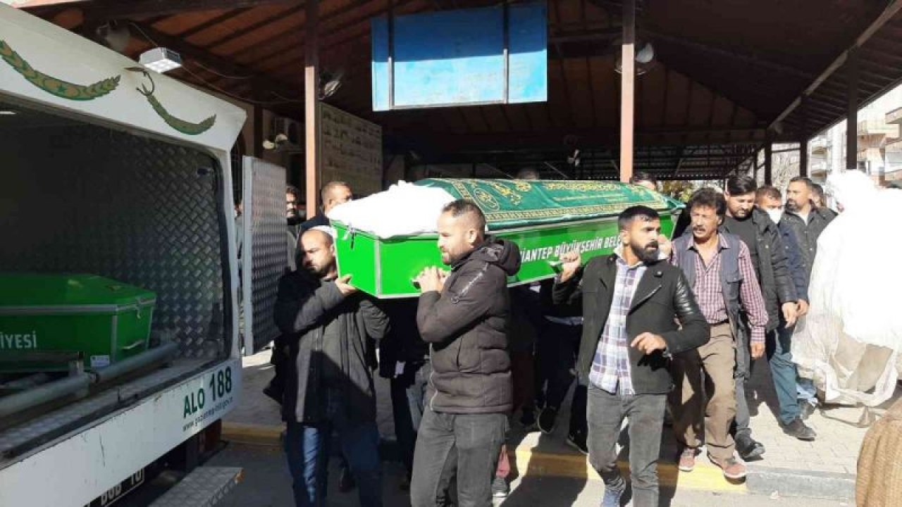 Son Dakika: Video Haber...Gaziantep'te  Genç Kız, 'GELİNLİĞİYLE DEFNEDİLDİ...Kazayı Yapan Tır Şöförü 'ÖZÜR DİLEMİŞ'