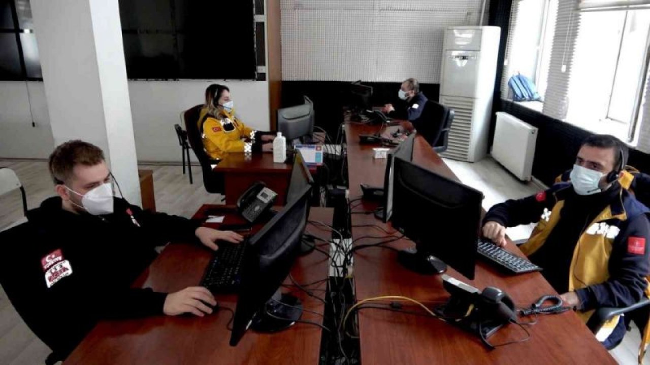 112'ye yapılan asılsız ihbarlar şaşkına çeviriyor...Köyden merkeze gitmek için hasta numarası yapıp ambulans çağırmışlar