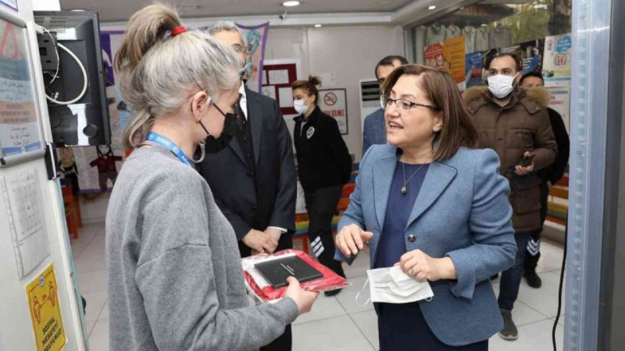 Esnafa Türk Bayrağı