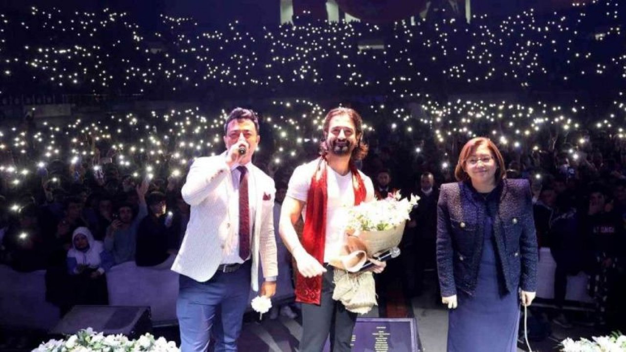 Koray Avcı Gazianteplileri coşturdu