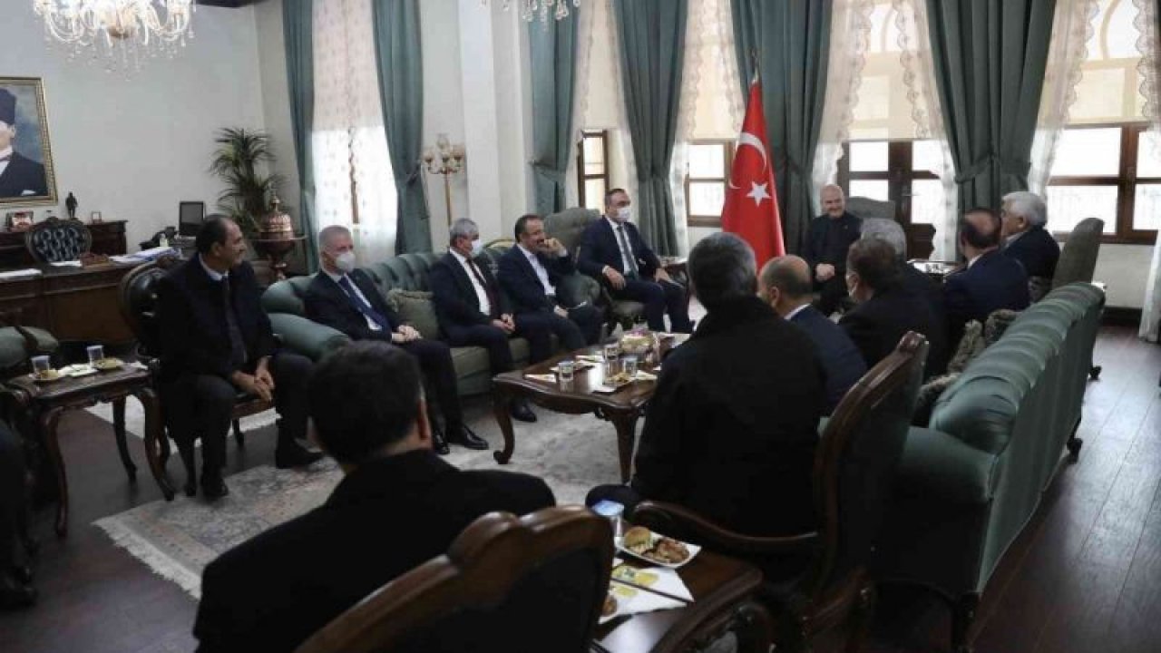 İçişleri Bakanı Süleyman Soylu Kilis’te...Gaziantep Valisi Davut Gül'de Toplantıya Katıldı