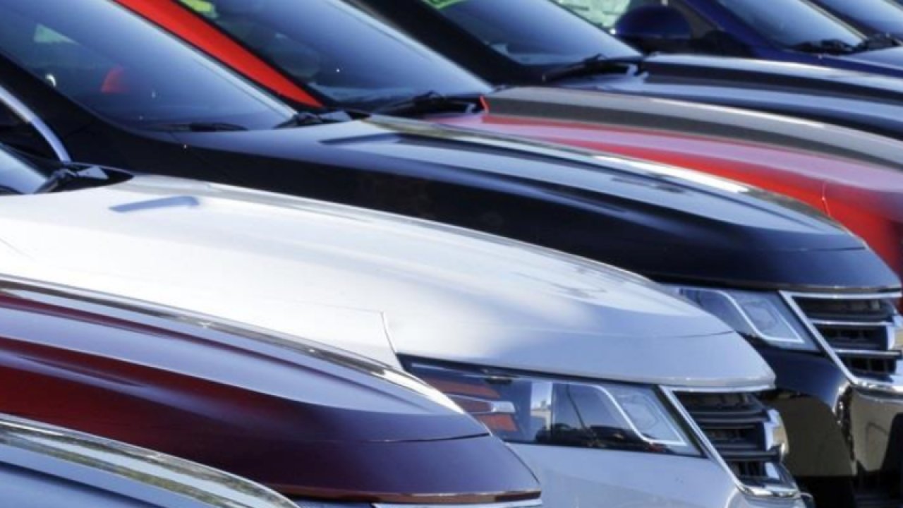 Son dakika: Sıfır otomobil fiyatları değişti, ikinci el durdu! Stokçular şokta! 100 bin lira…