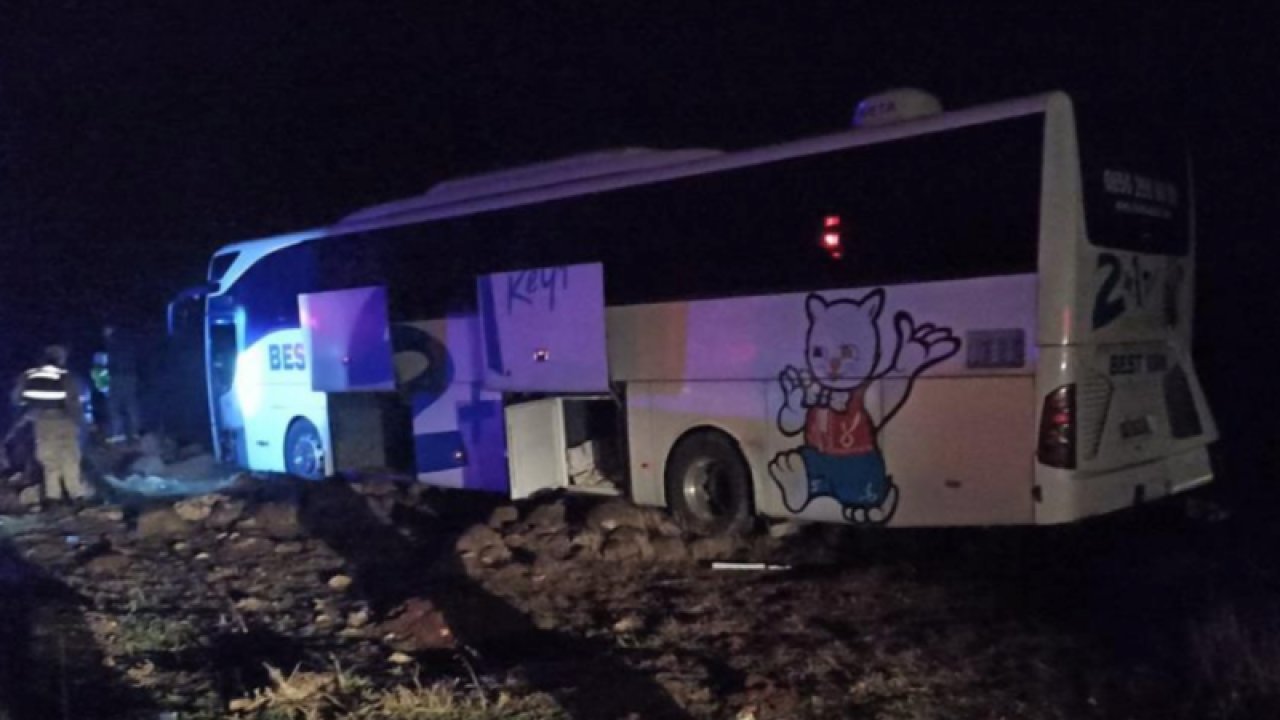Son Dakika: Şanlıurfa'da resmen faciadan dönüldü! Yolcu otobüsü kaza yaptı: 7 yaralı