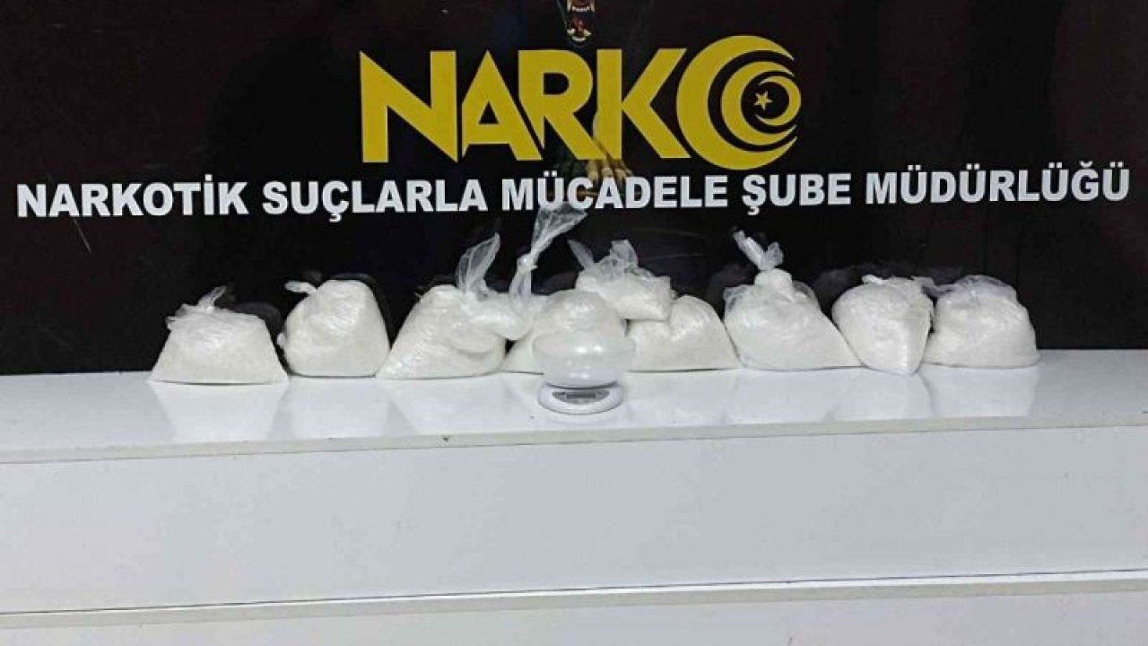 Son Dakika: Video Haber...Gaziantep’te 8,5 kilo uyuşturucu ele geçirildi
