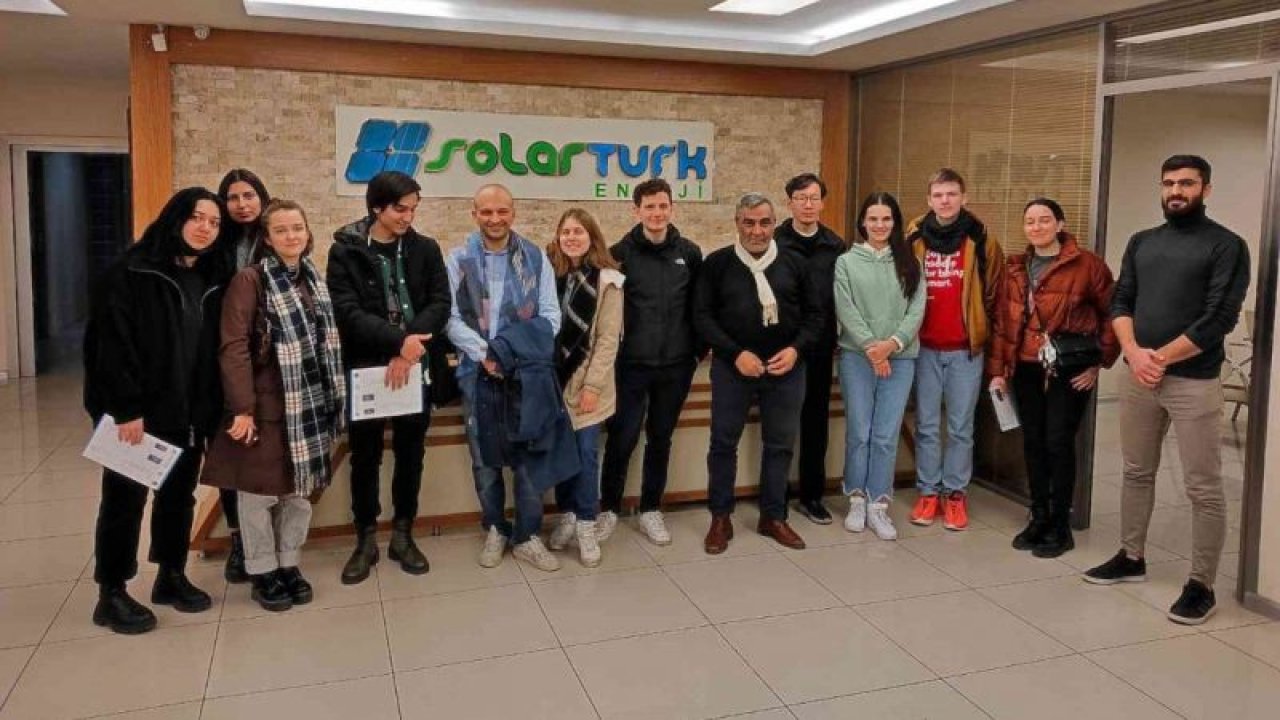 Avrupalı gençler Solartürk tesislerini gezdi
