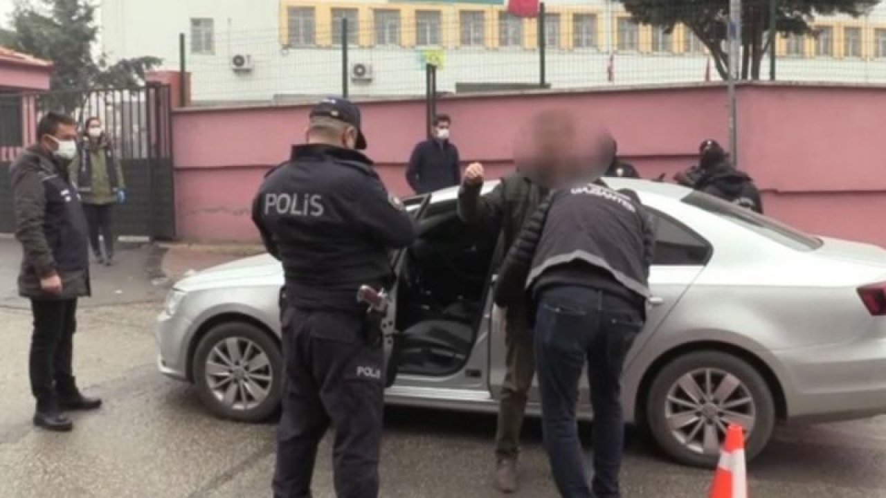 Son Dakika...Gaziantep’te polisten okul önlerinde şok denetim