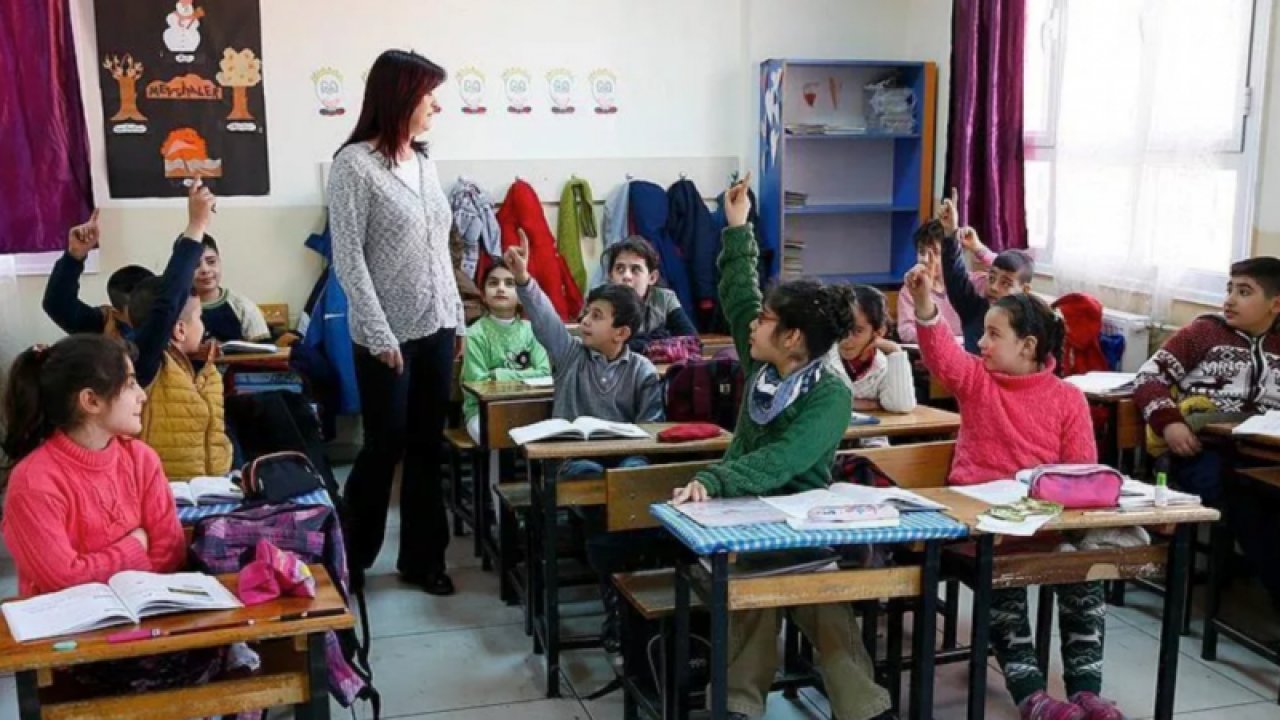 Son Dakika:Milli Eğitim Bakanlığından (MEB) yarıyıl tatili için yeni karar! Öğretmen Bilişim Ağı (ÖBA) ilk kez uygulanacak