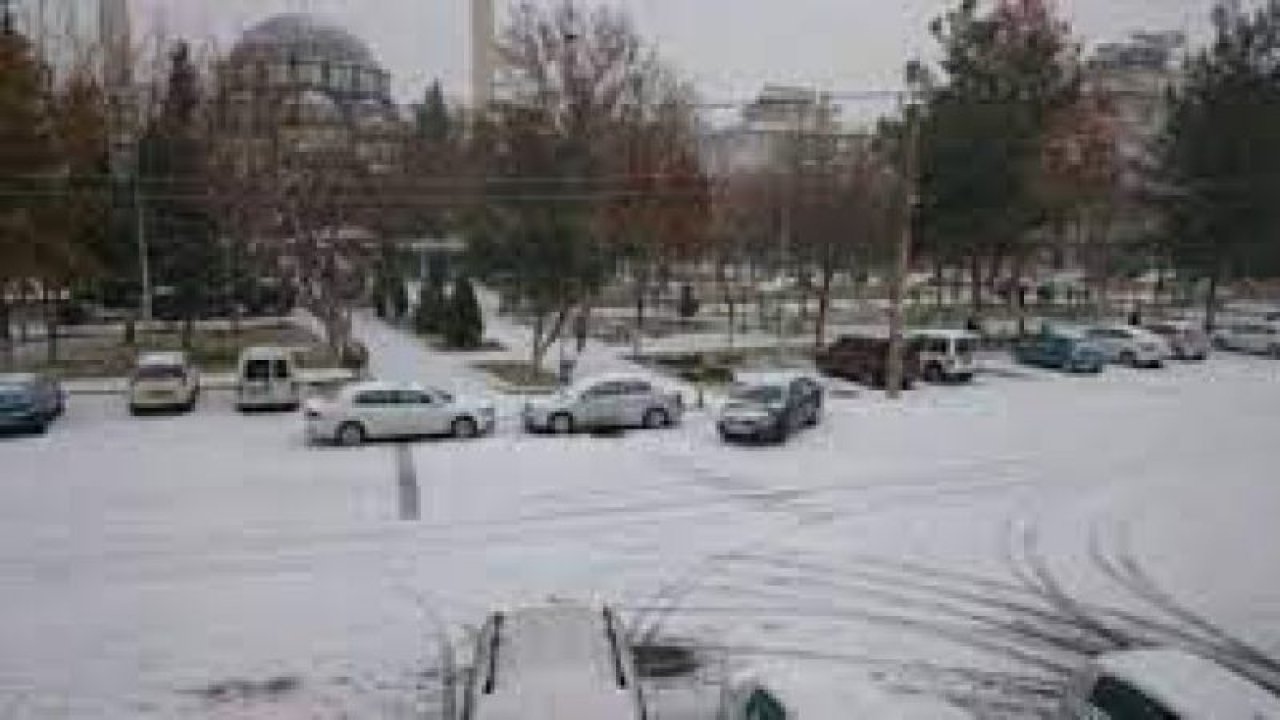 Son Dakika:Valilik Gaziantep'i Uyardı! Lütfen Mecbur Olmadıça Evlerinizden Çıkmayın!