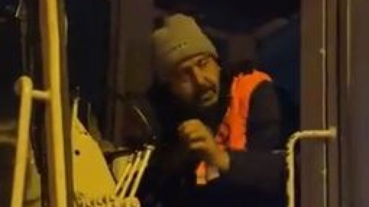 Video Haber: İslahiye’de Operatör hastalandı, Belediye Başkanı Kemal Vural yolları kendi açtı!..