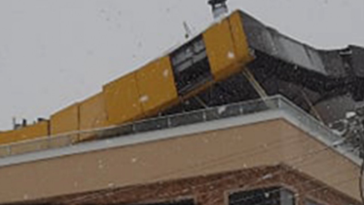 Son Dakika...Gaziantep'te lokantanın çatısı böyle çöktü