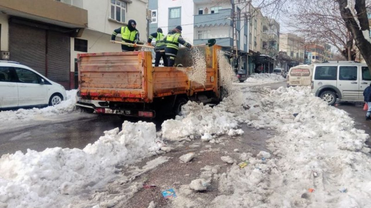 Şehitkamil’de yoğun kar mesaisi devam ediyor