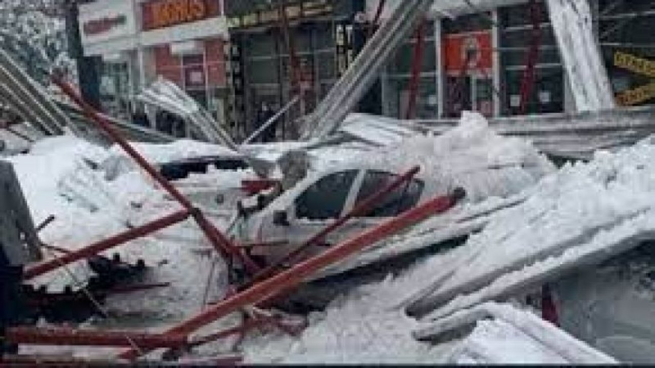 Son Dakika: Gaziantep'e Kar Yağmıştı Ve Kardan Dolayı Çatı Çökmesi Dahil Bir Çok Kaza Meydana Geldi! Peki! Trafik sigortası kar nedeniyle yaşanan kazaları karşılar mı?