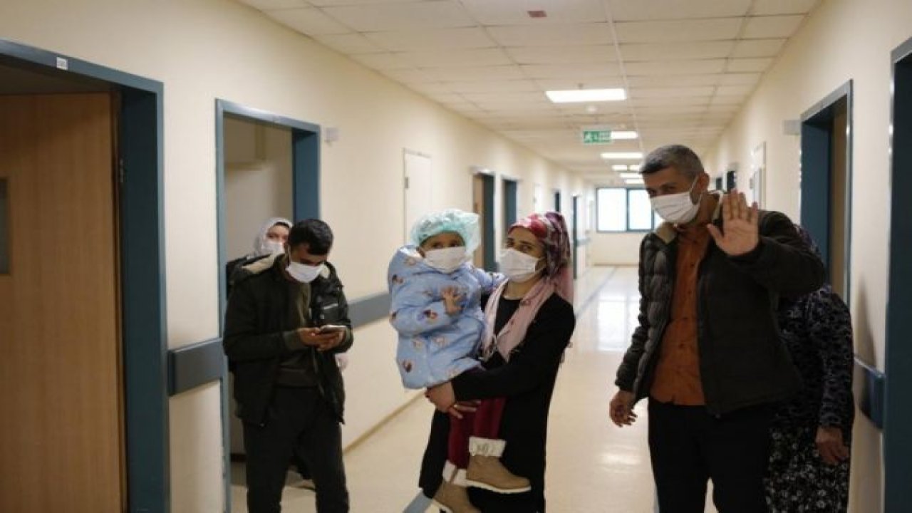 Son Dakika:Video Haber...Gaziantep'te Pitbull saldırısında yaralanan küçük Asiye, taburcu oldu