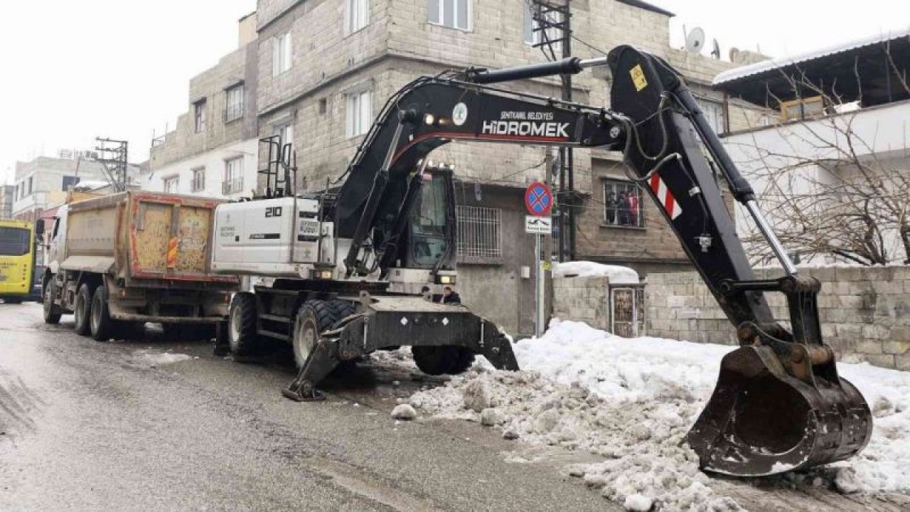 Muhtarlardan Fadıloğlu’na hizmet teşekkürü