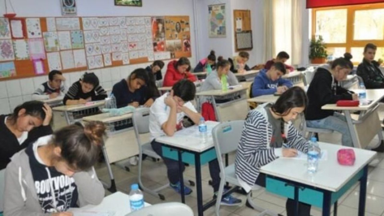 Son Dakika: Milli Eğitim Bakanı Özer'den yüz yüze eğitim açıklaması...Yarı yıl Tatili Uzatılacak mı?