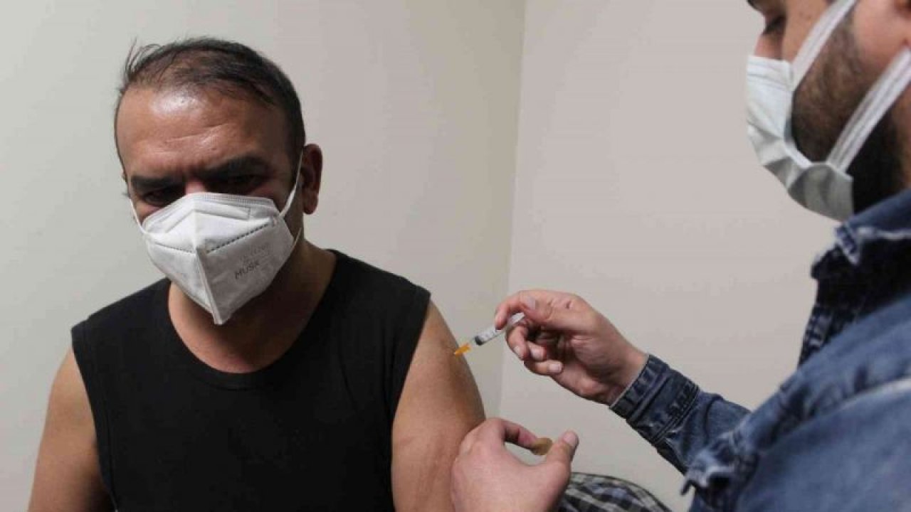 Video Haber...Gaziantep'te vatandaşlar TURKOVAC’a akın etti