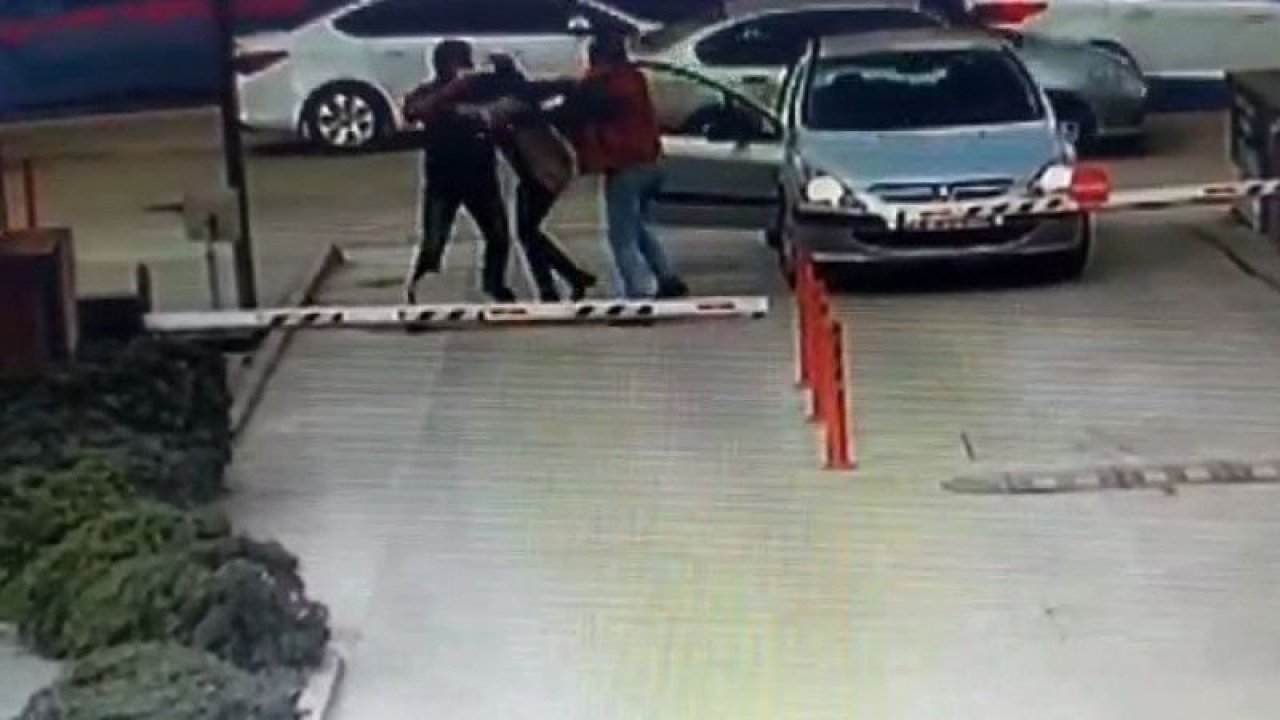 Son Dakika: Video Haber...Polisin korkunç cinneti.... Eşini ve erkek arkadaşını kurşuna dizdi...O Anlar Kamerada
