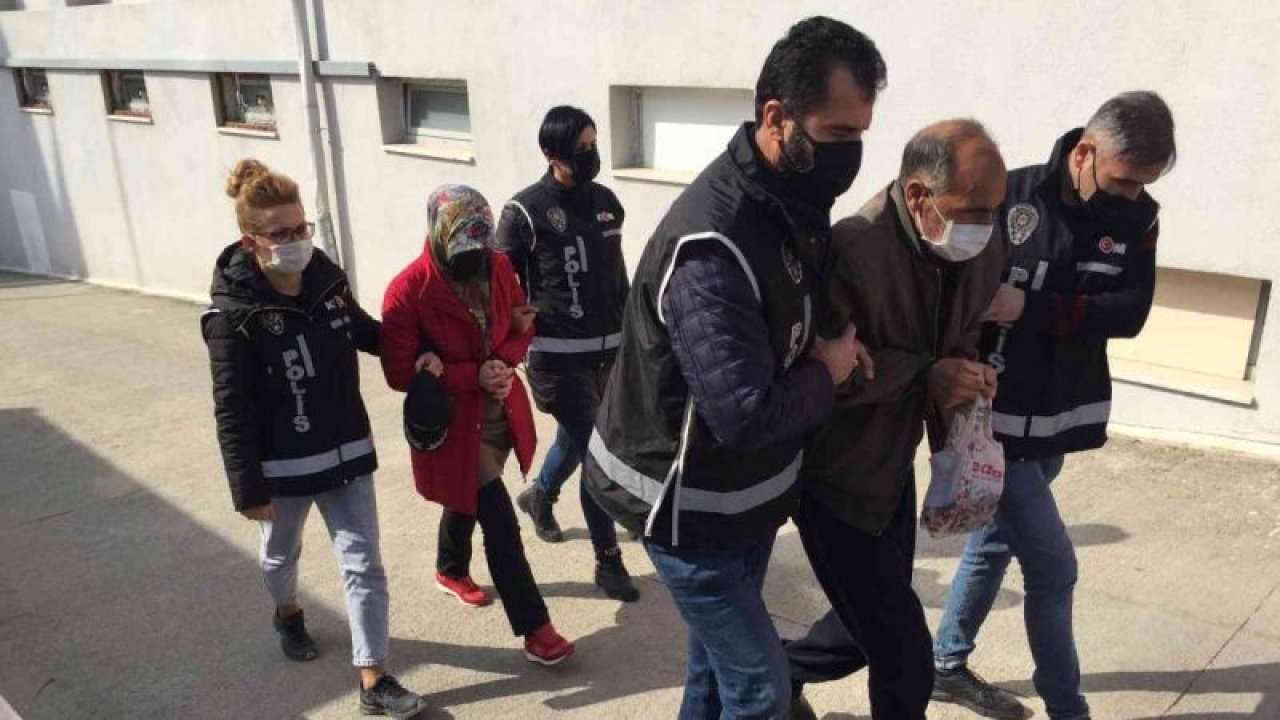 Son Dakika:Video Haber...7 ilde silah kaçakçılığı yapan 9 zanlı adliyeye sevk edildi