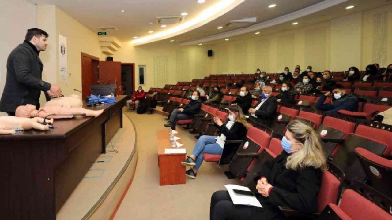GAÜN personellerine hayat kurtaran eğitim
