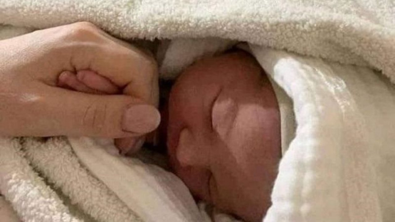 Mucize bebek Mia!Bombaların altında doğdu
