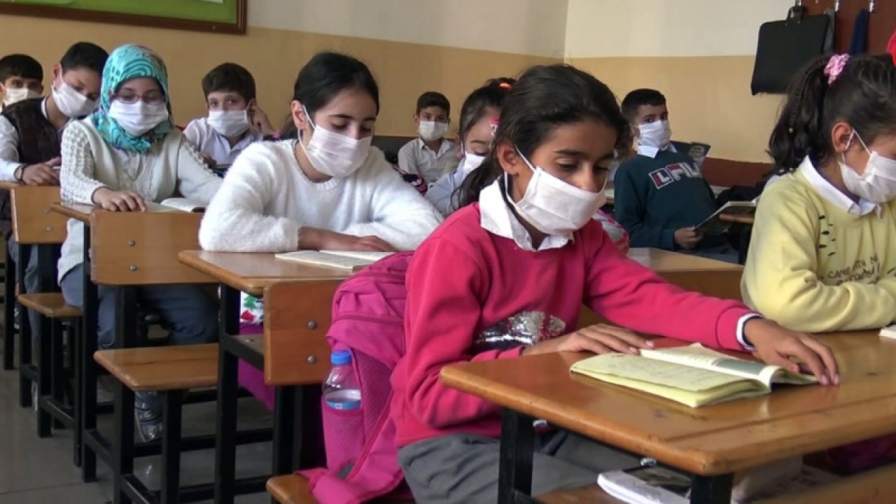 Son dakika: Maskelere veda vakti geldi mi? Sağlık Bakanı Koca açıklayacak…