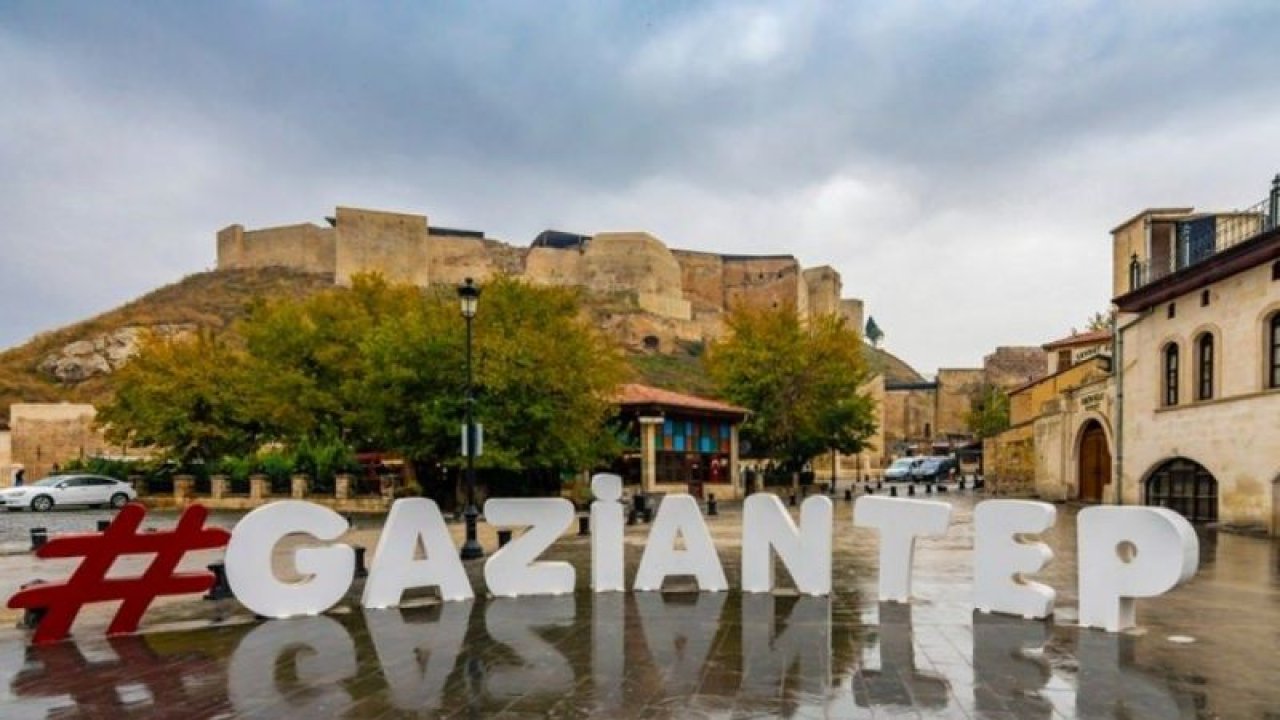 Son Dakika: Gaziantep'te Yasaklara SON! Gaziantep'te maske yasağı ve birçok yasak kalktı! Gaziantepliler halka açık alanda maske yasağının kaldırılmasını nasıl karşıladı?