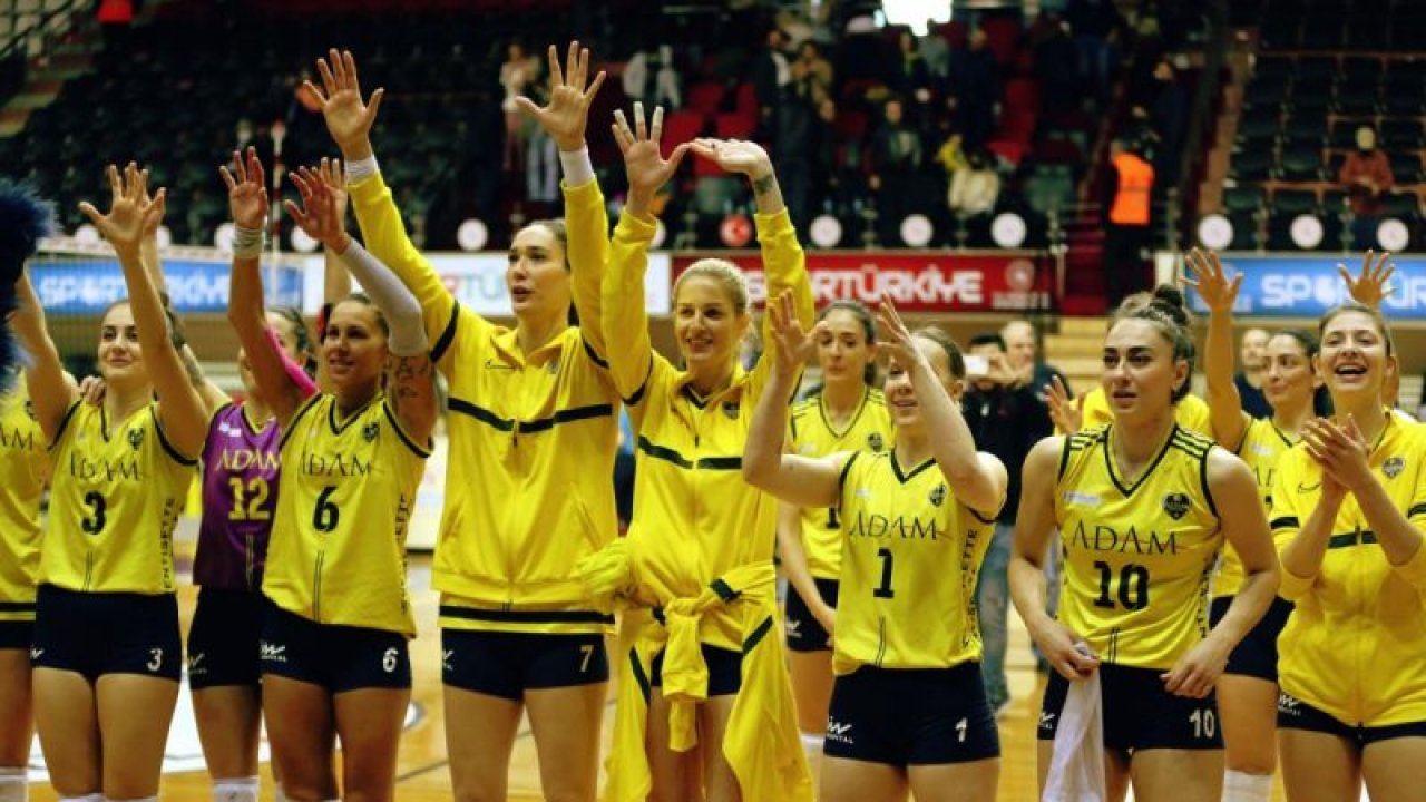 Adam Voleybol seriye bağladı