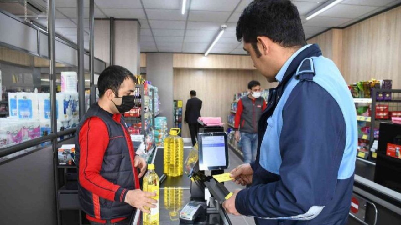 Araban’da zincir marketlerde denetim yapıldı