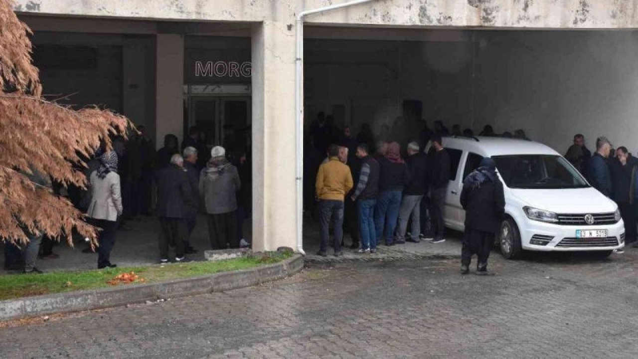 Son Dakika: Şanlıurfa Siverek’te bir kişi arabada silahla vurulmuş halde bulundu...Video Haber