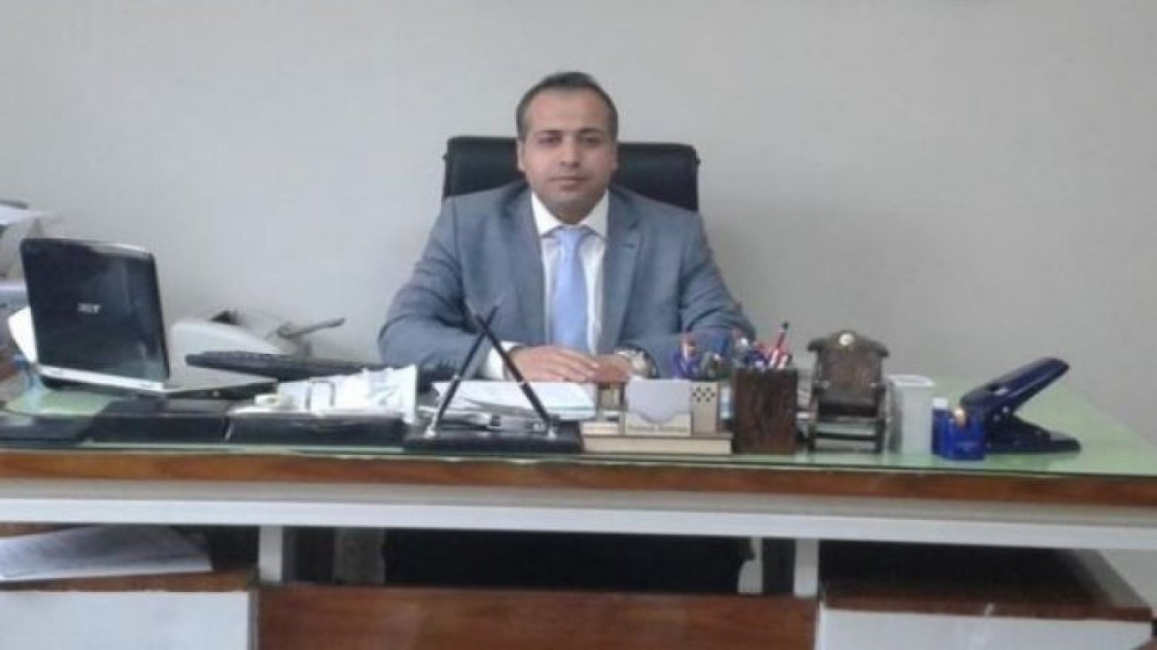 Gaziantep'te Nefes borusu tıkanan öğrenciyi okul müdürünün manevrası kurtardı...Müdürün Öğrenciyi Kurtarma anları saniye saniye kameraya yansıdı