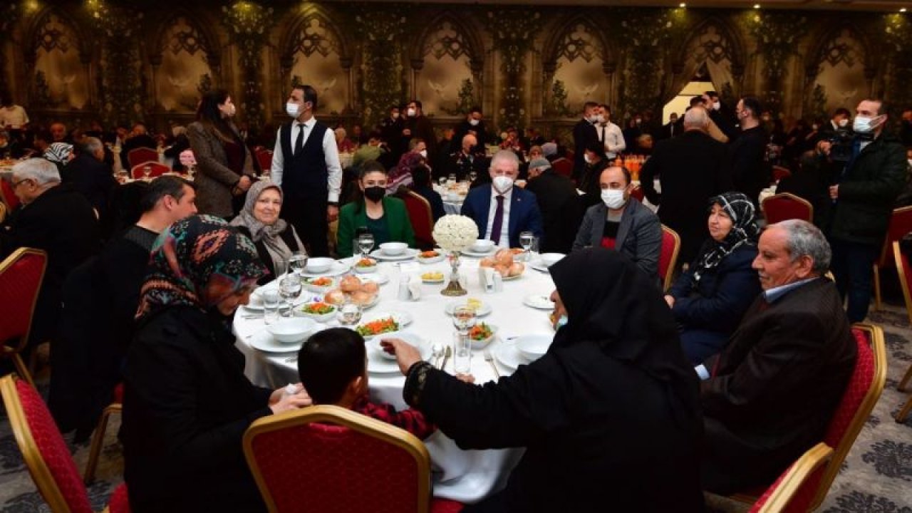 Vali Davut Gül Gazi ve Şehit aileleri ile bir araya geldi
