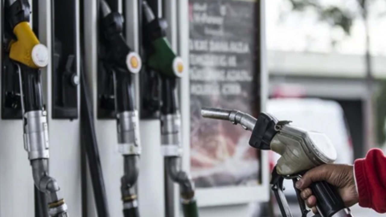Son Dakika: Akaryakıta Bu Gece Büyük Bir Zam Gelecek mi? Motorine 19 Mart'ta  'BÜYÜK ZAM' geliyor!